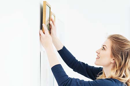 How to avoid damage when moving Picture Frames