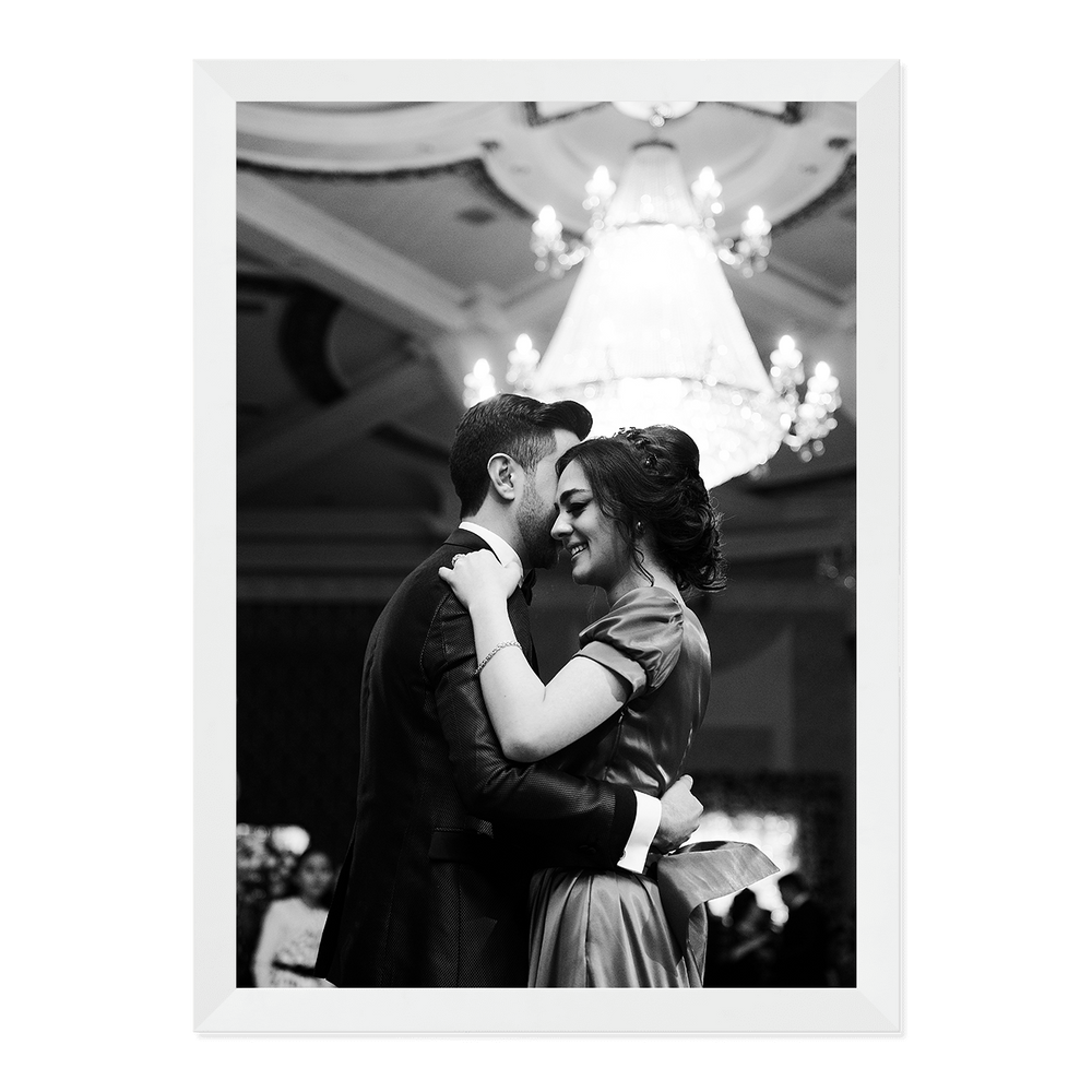 McKenzie & Whittingham Matte White A3 Picture Frame – Minimalist Display for Art, Certificates & Photos