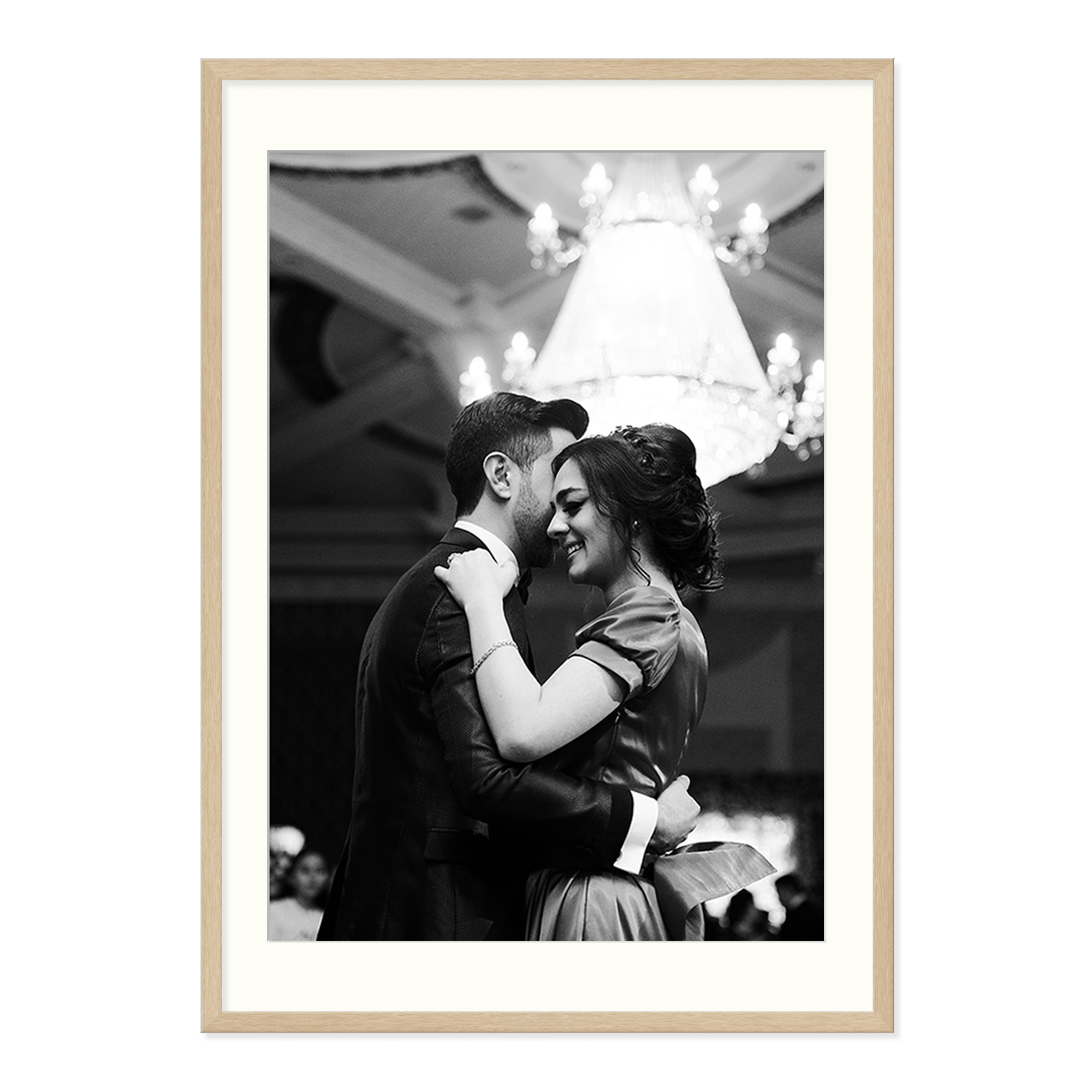 Premium Natural Oak A1 Picture Frame with Matboard – Timeless Display for Posters, Prints & Arts