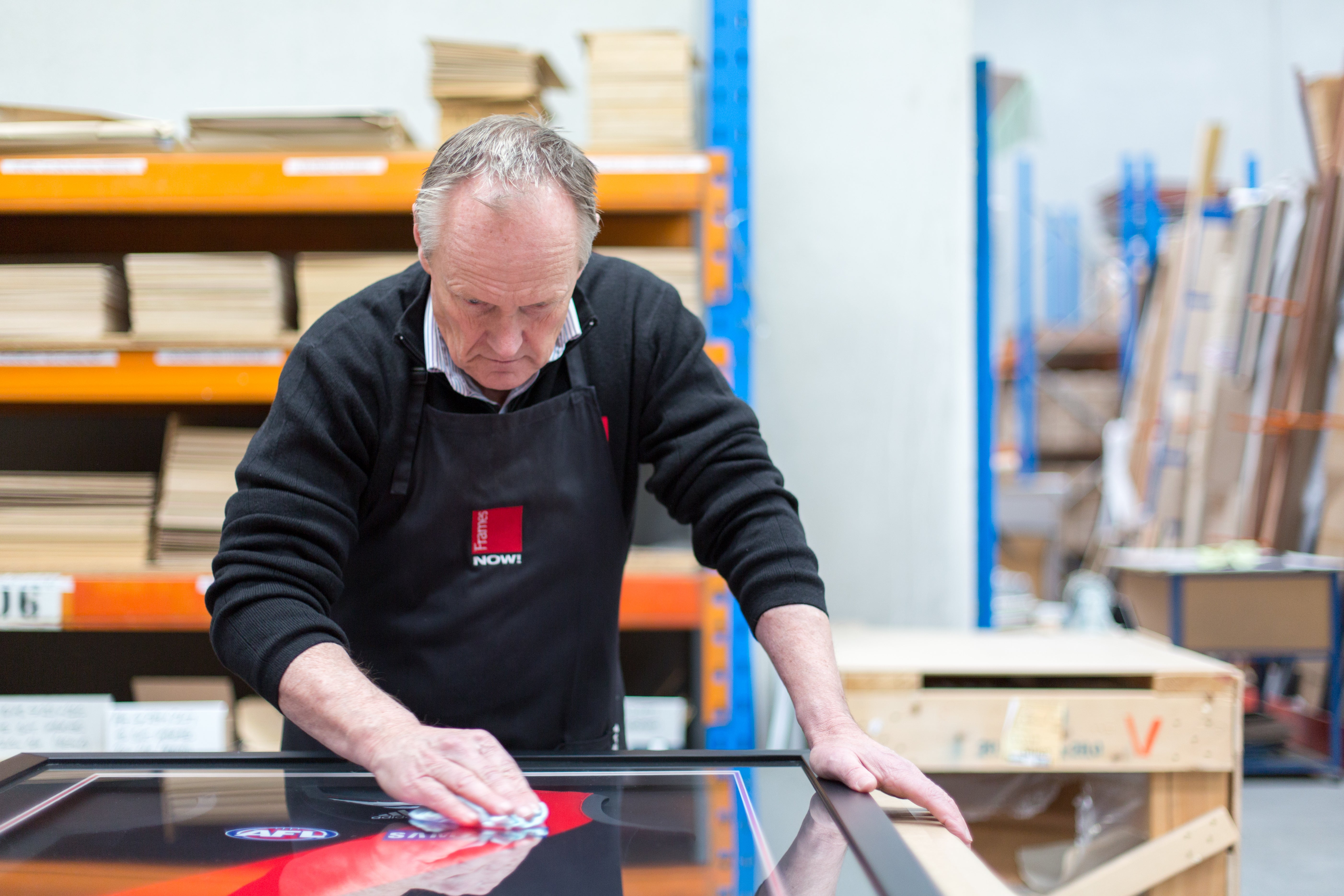 afl jumper framing, Block jumper frame with black moulding